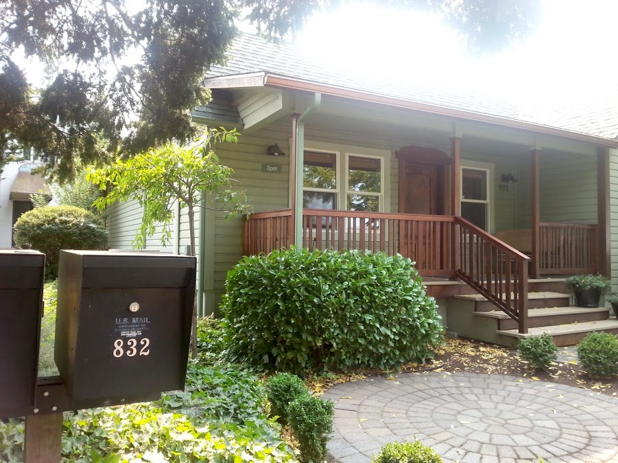 Greetings from Ashland